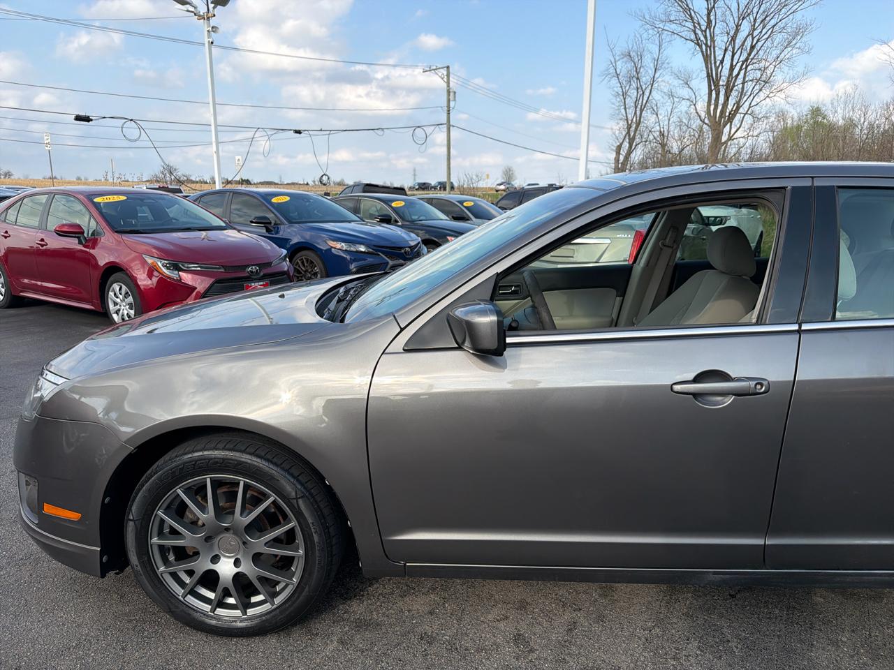 Ford Fusion 4dr Sdn SE FWD 2012