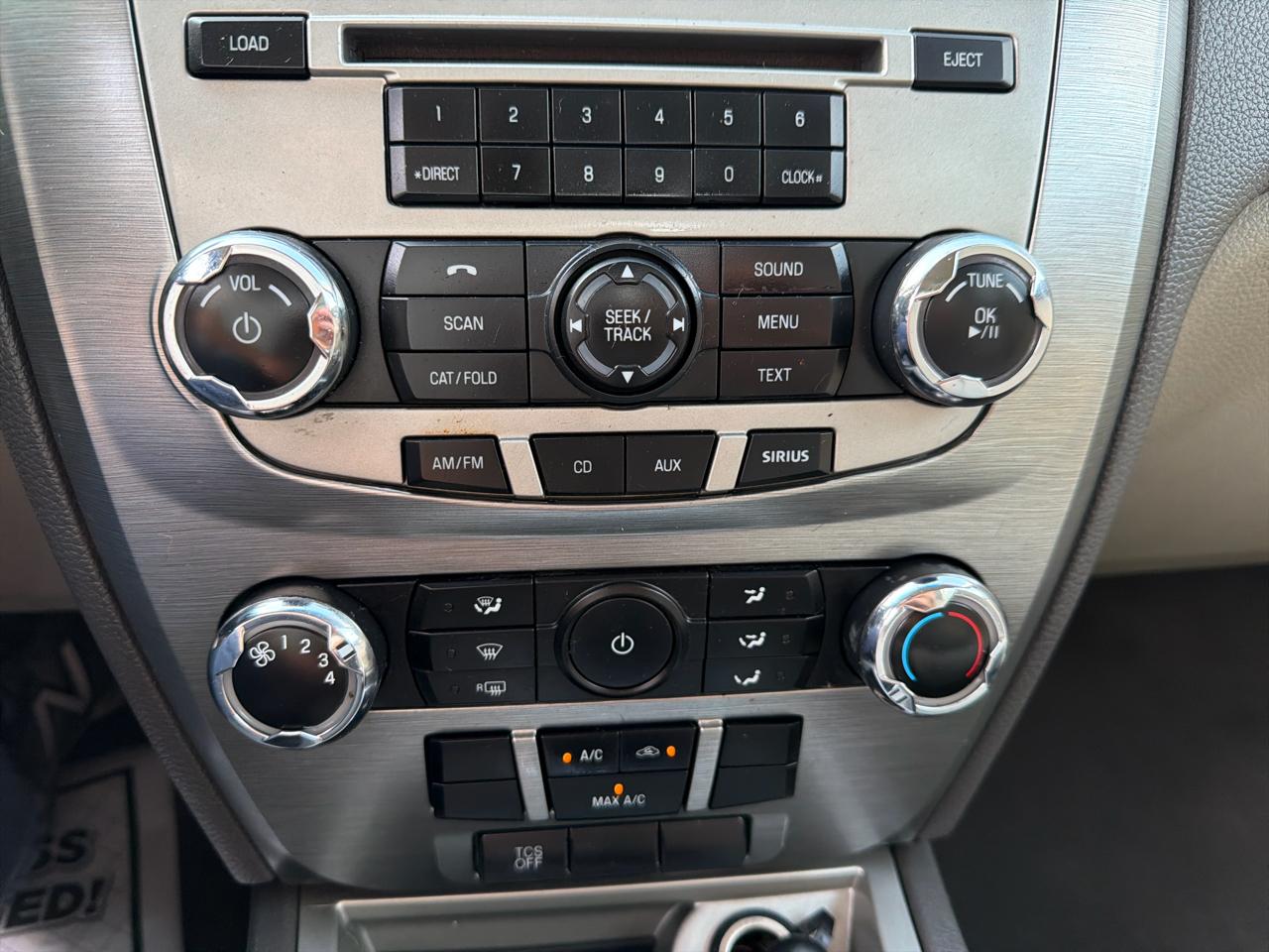 Ford Fusion 4dr Sdn SE FWD 2012