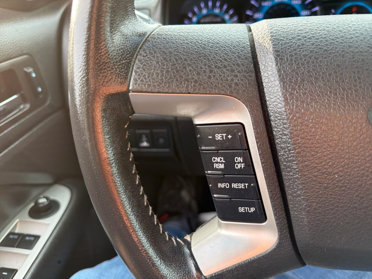 Ford Fusion 4dr Sdn SEL FWD 2012