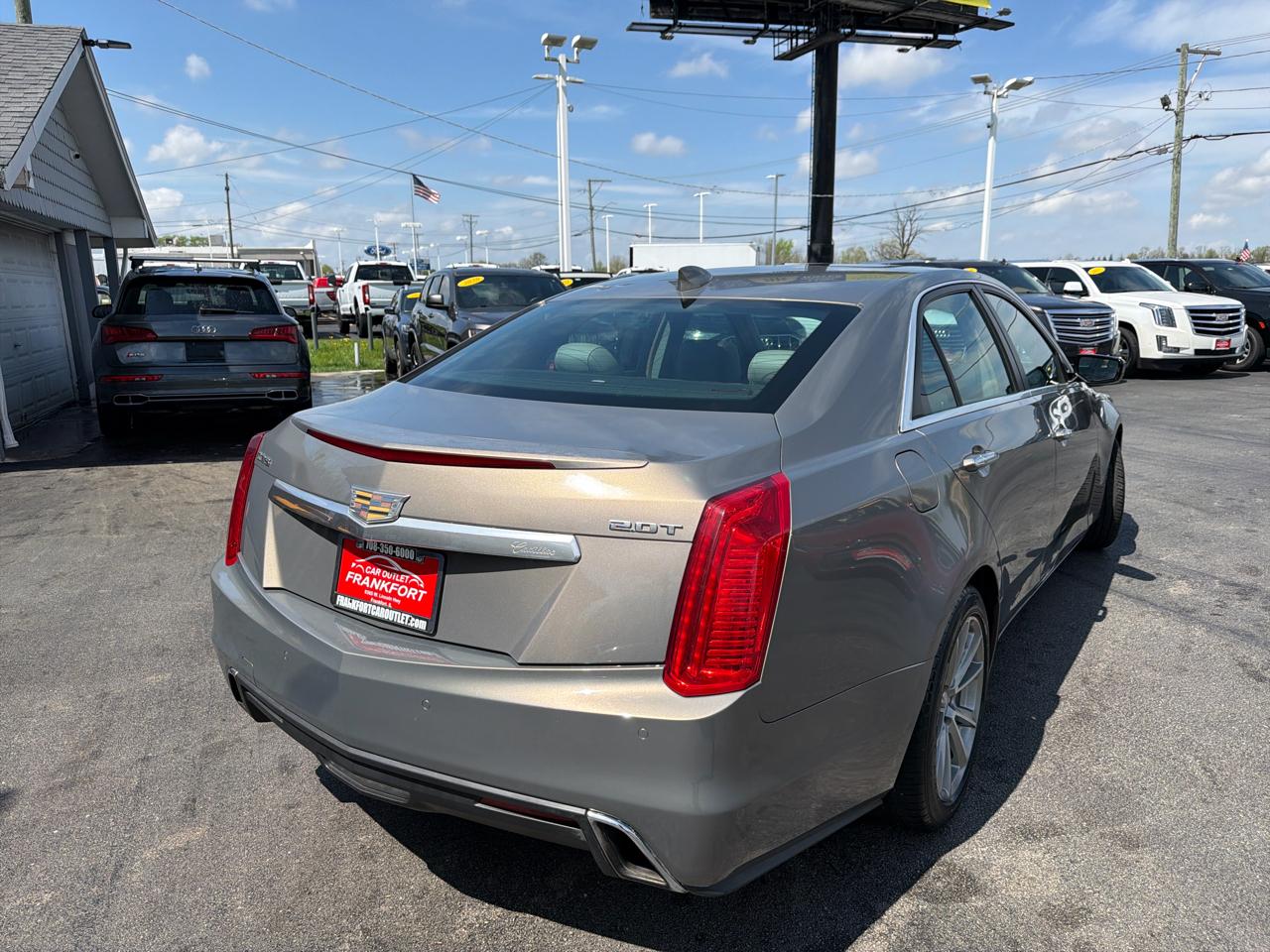 Cadillac CTS Sedan 4dr Sdn 2.0L Turbo Luxury RWD 2017