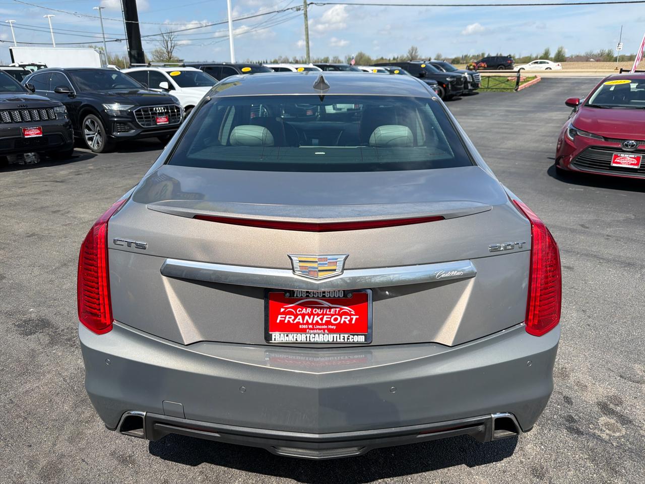 Cadillac CTS Sedan 4dr Sdn 2.0L Turbo Luxury RWD 2017