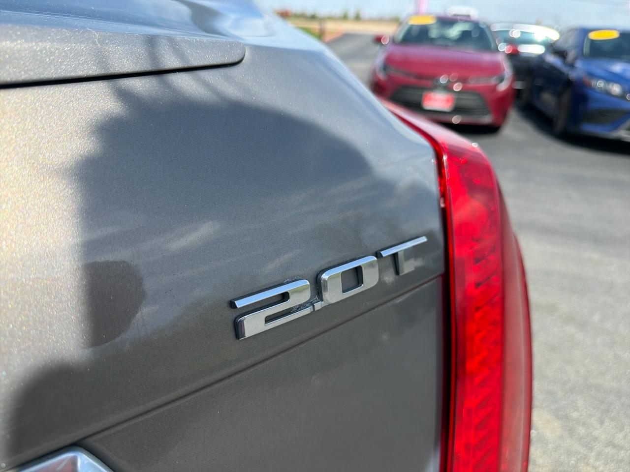 Cadillac CTS Sedan 4dr Sdn 2.0L Turbo Luxury RWD 2017