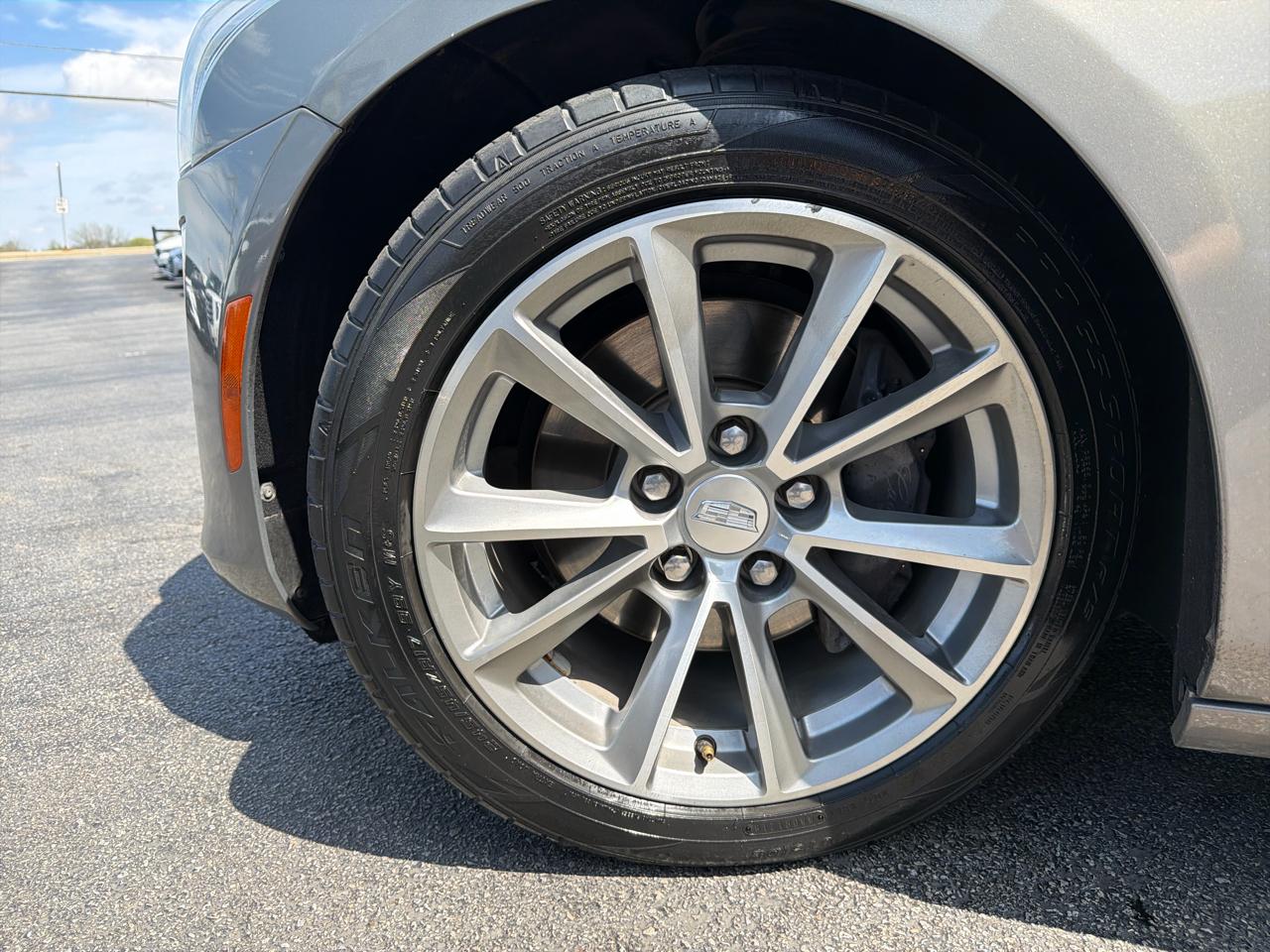 Cadillac CTS Sedan 4dr Sdn 2.0L Turbo Luxury RWD 2017