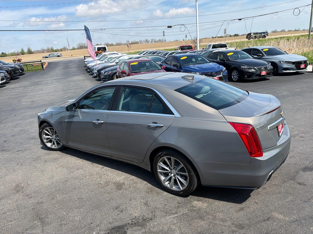 Cadillac CTS Sedan 4dr Sdn 2.0L Turbo Luxury RWD 2017