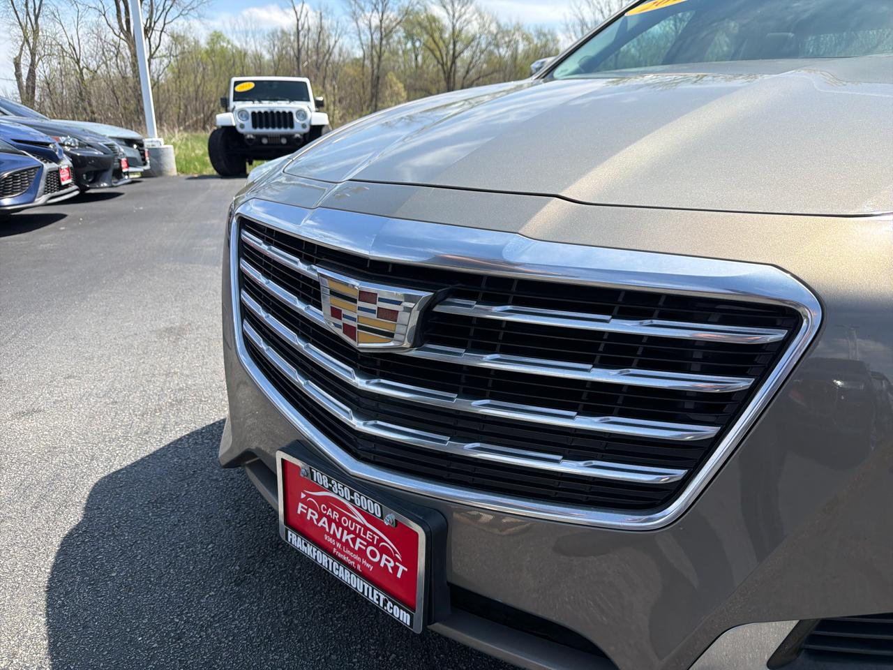 Cadillac CTS Sedan 4dr Sdn 2.0L Turbo Luxury RWD 2017