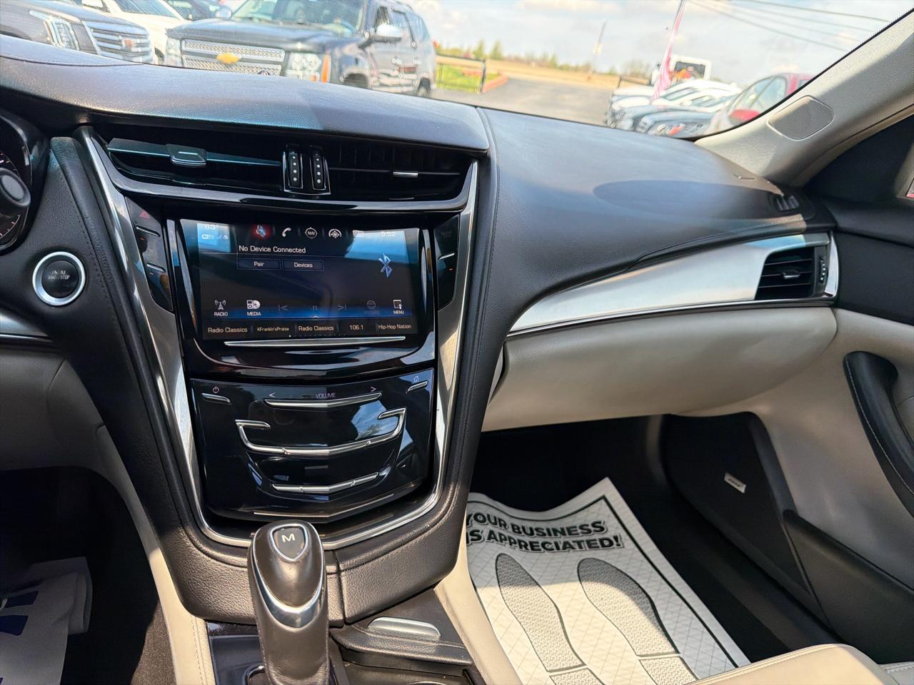 Cadillac CTS Sedan 4dr Sdn 2.0L Turbo Luxury RWD 2017