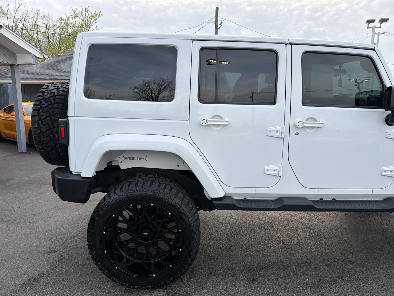 Jeep Wrangler Unlimited Smoky Mountain 4x4 *Ltd Avail* 2017