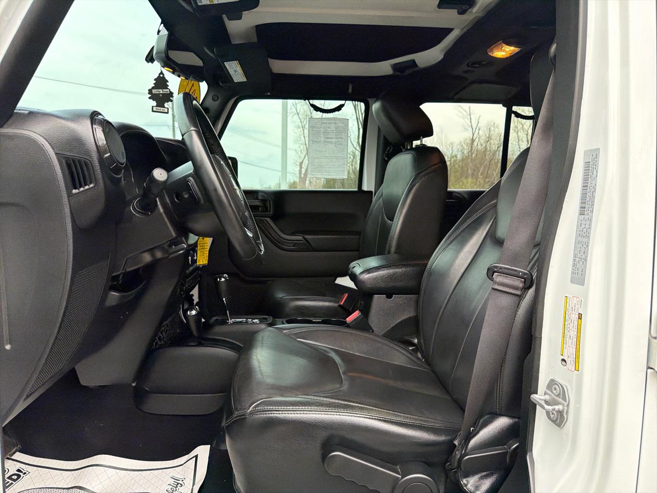 Jeep Wrangler Unlimited Smoky Mountain 4x4 *Ltd Avail* 2017