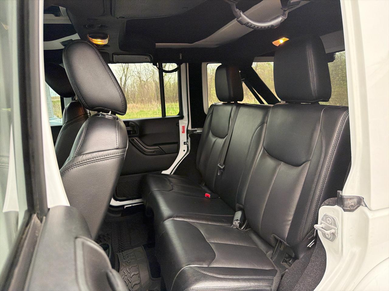 Jeep Wrangler Unlimited Smoky Mountain 4x4 *Ltd Avail* 2017