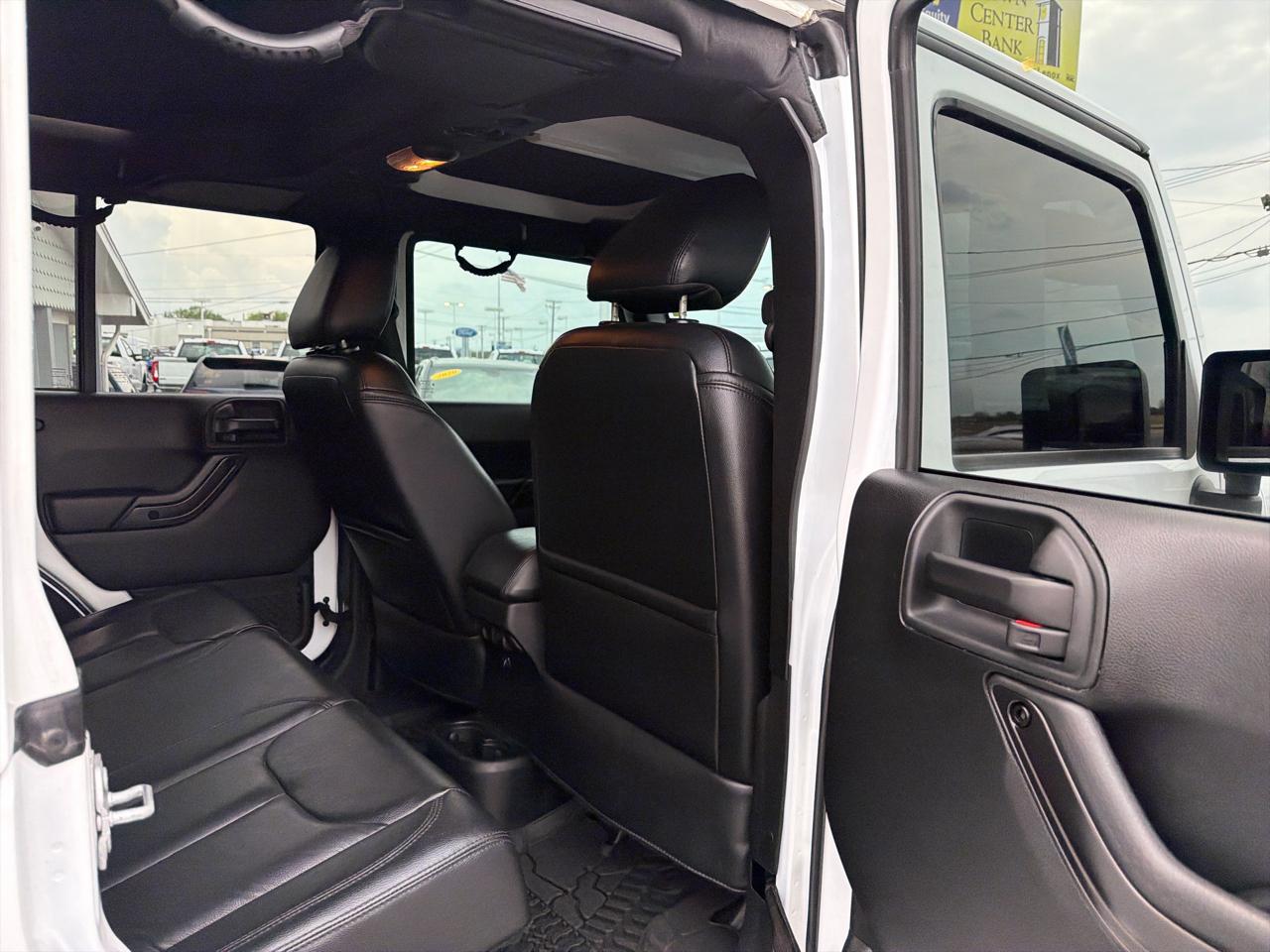 Jeep Wrangler Unlimited Smoky Mountain 4x4 *Ltd Avail* 2017