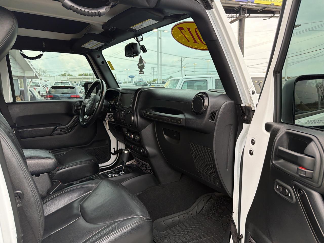 Jeep Wrangler Unlimited Smoky Mountain 4x4 *Ltd Avail* 2017