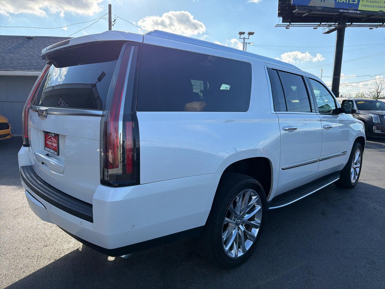 Cadillac Escalade ESV 4WD 4dr Luxury 2017
