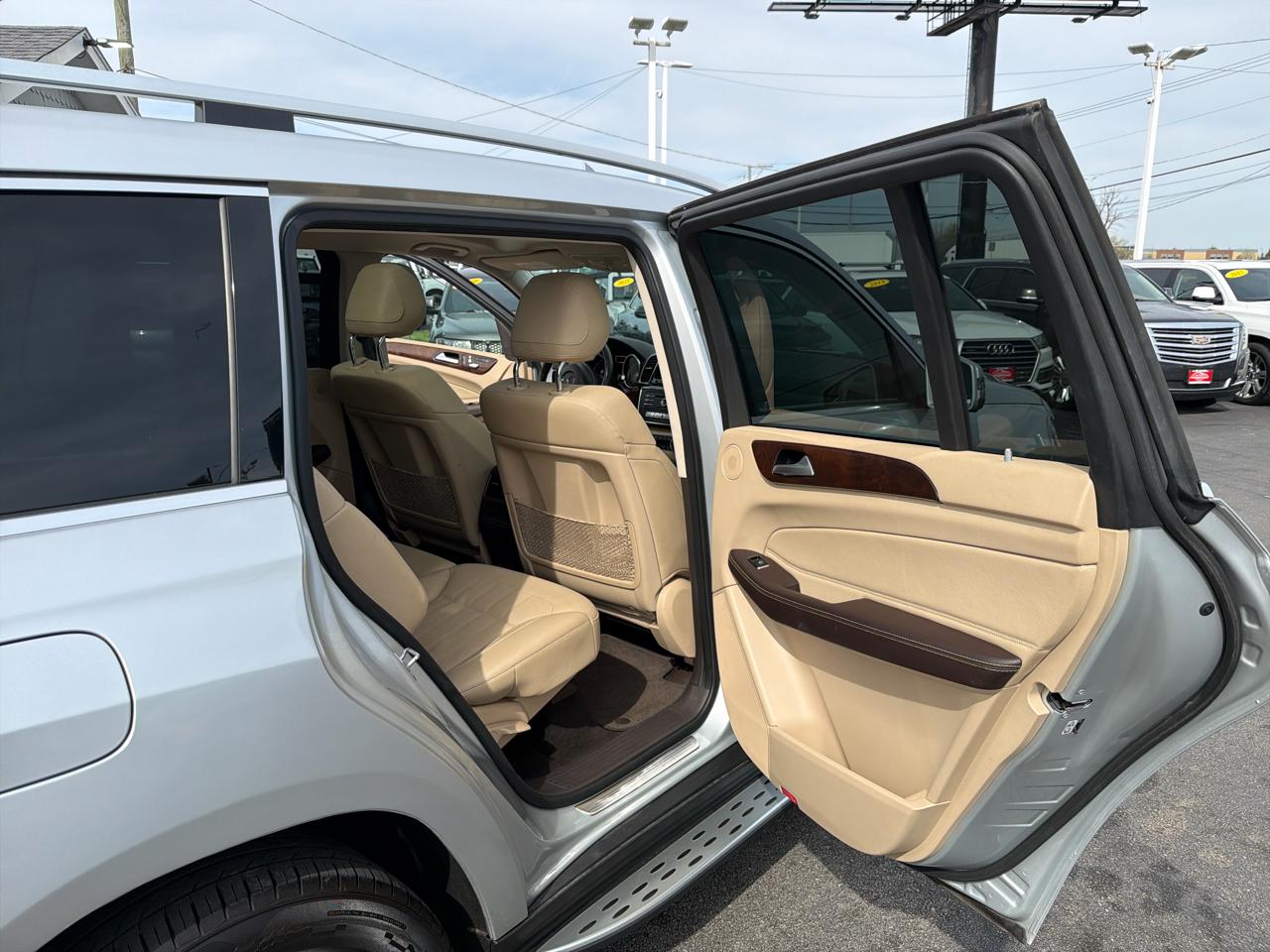 Mercedes-Benz GLS GLS 450 4MATIC SUV 2017