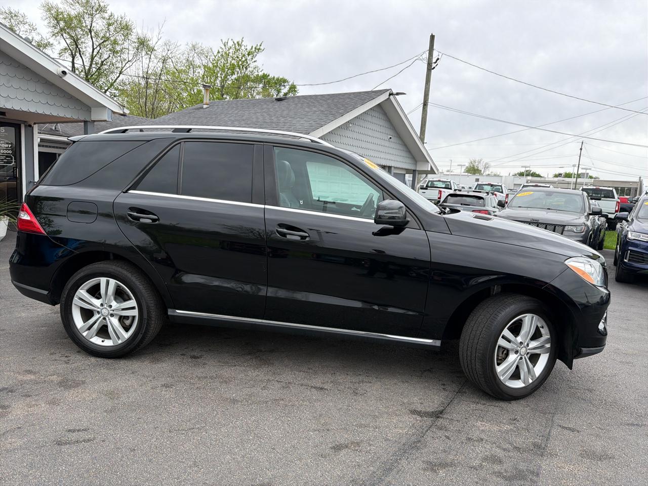 Mercedes-Benz M-Class 4MATIC 4dr ML 350 2013
