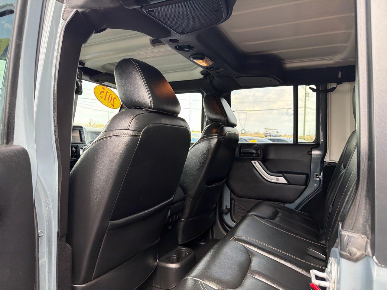 Jeep Wrangler Unlimited 4WD 4dr Sahara 2015