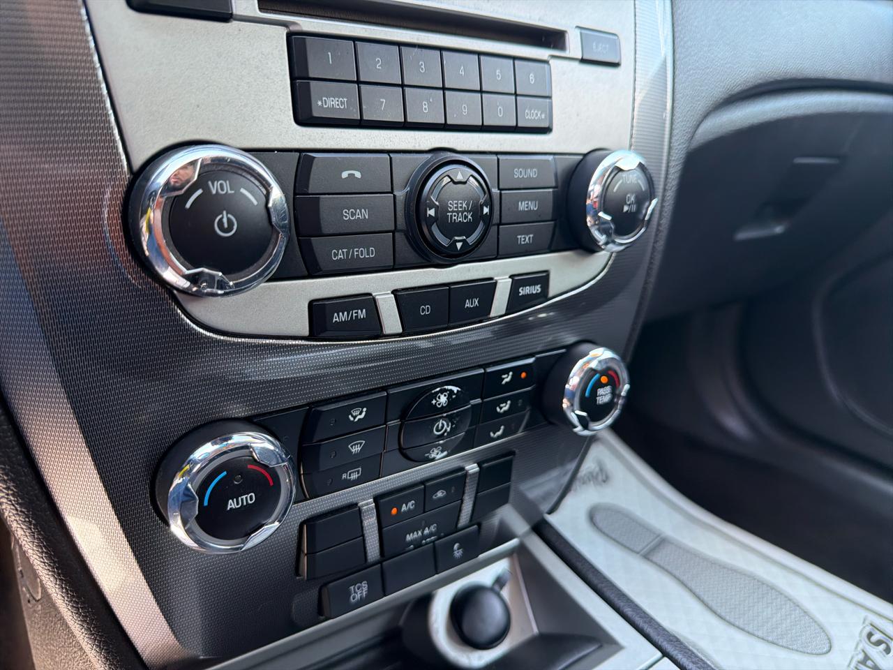 Ford Fusion 4dr Sdn SEL FWD 2011