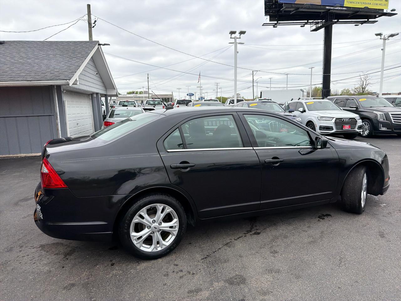 Ford Fusion 4dr Sdn SE FWD 2012