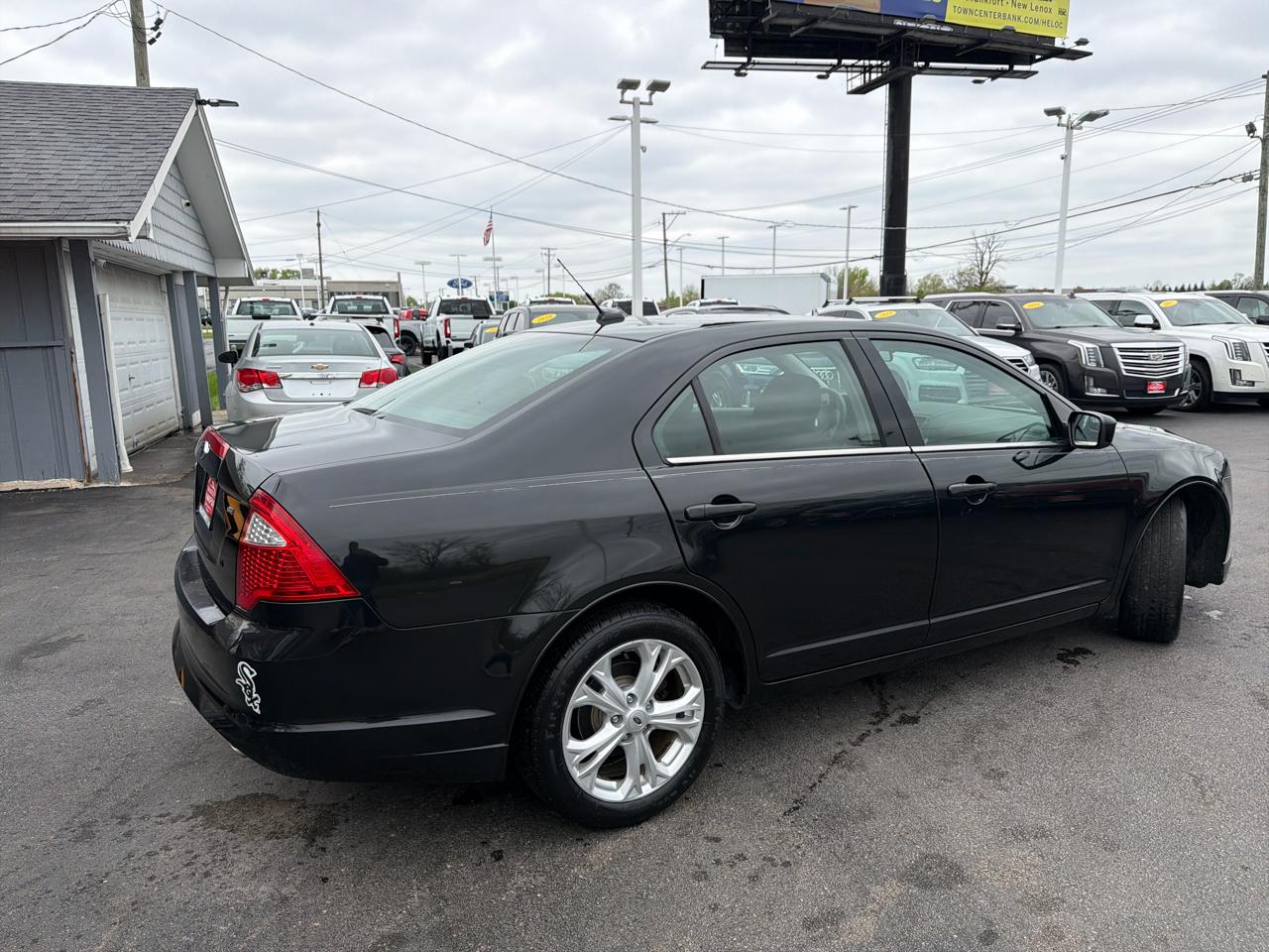 Ford Fusion 4dr Sdn SE FWD 2012