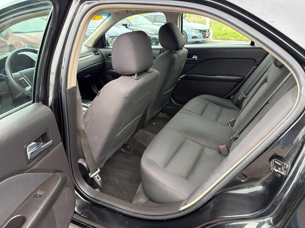 Ford Fusion 4dr Sdn SE FWD 2012