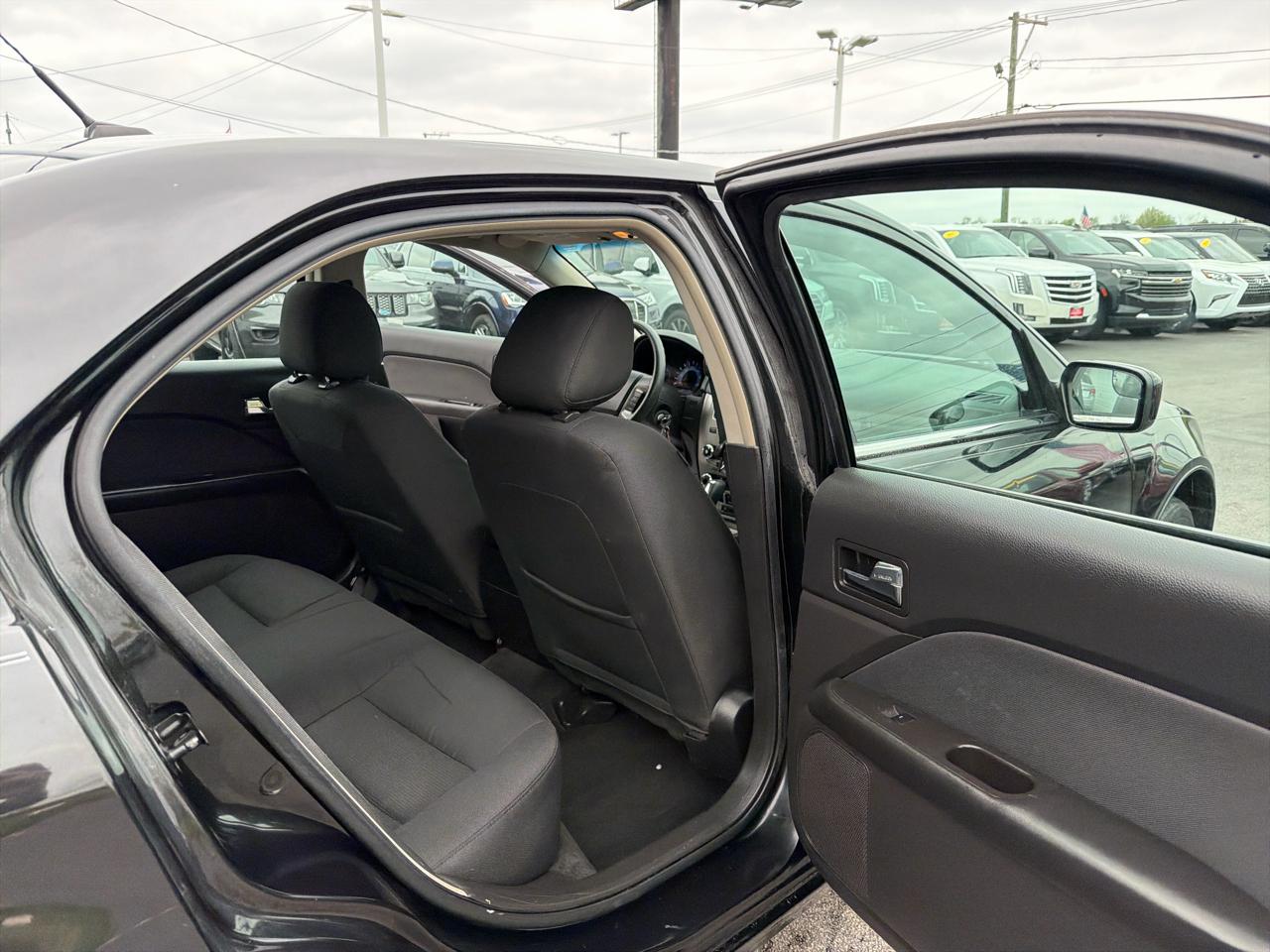 Ford Fusion 4dr Sdn SE FWD 2012