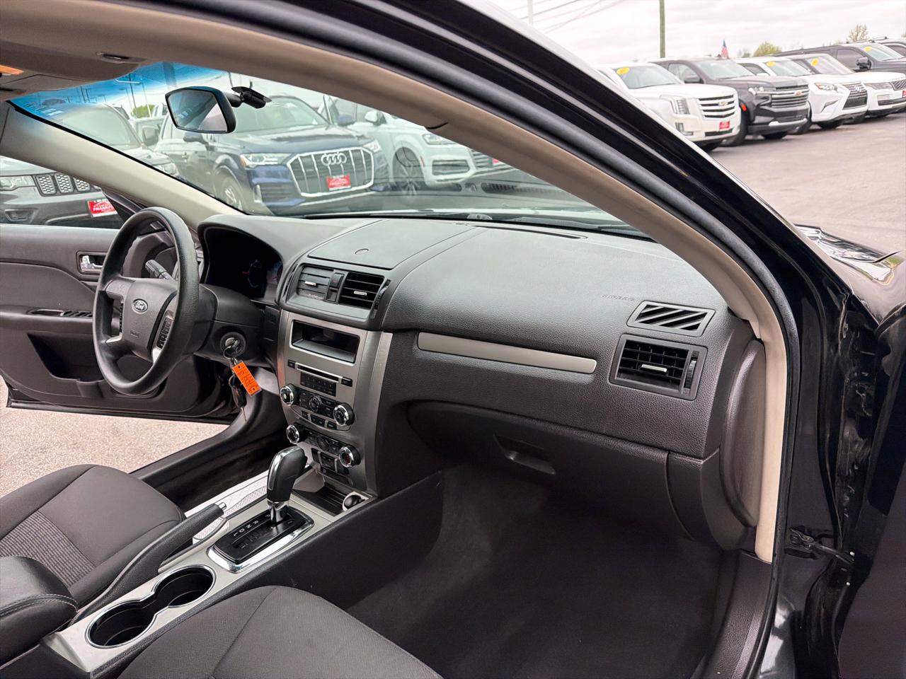 Ford Fusion 4dr Sdn SE FWD 2012