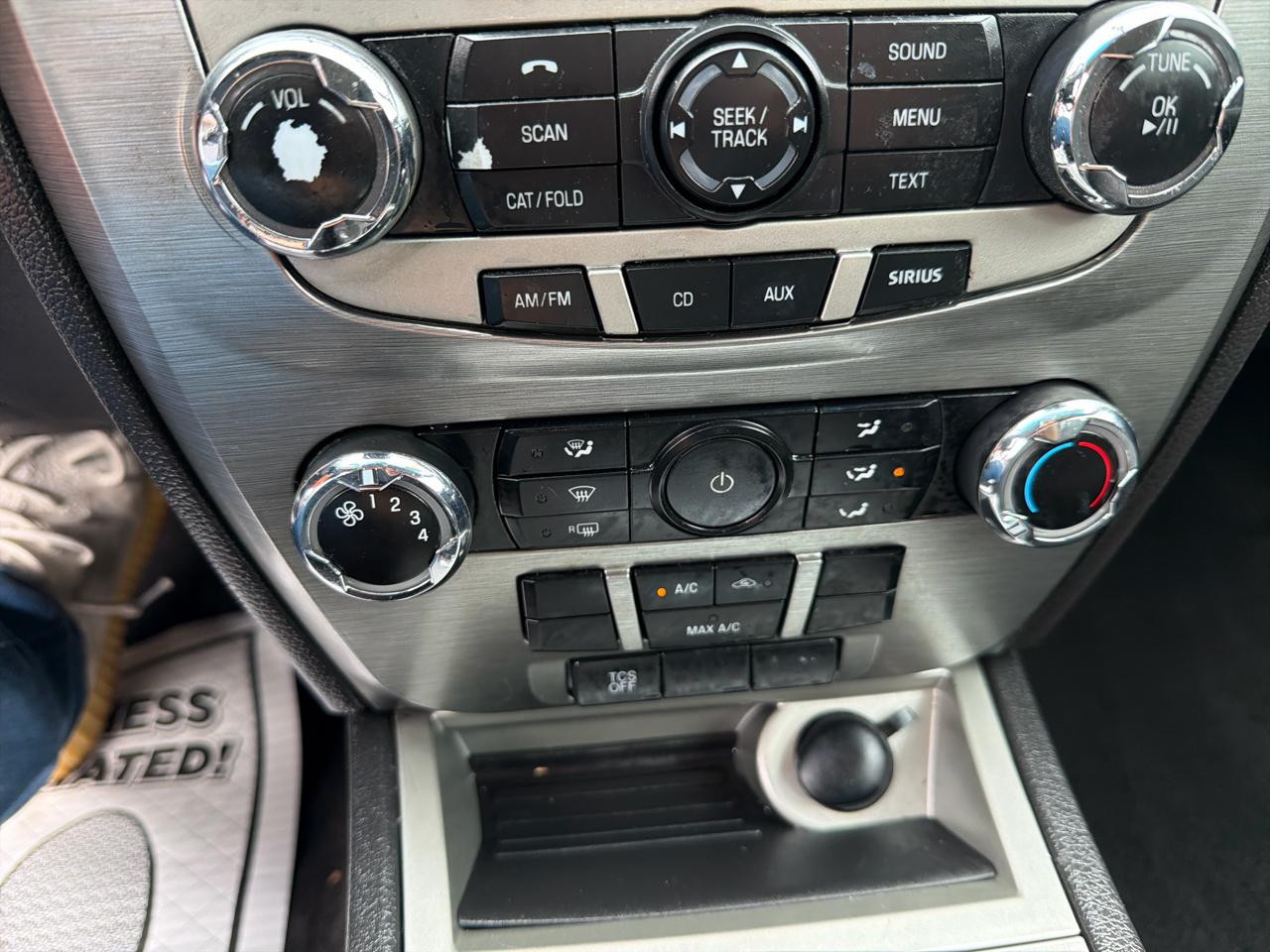 Ford Fusion 4dr Sdn SE FWD 2012