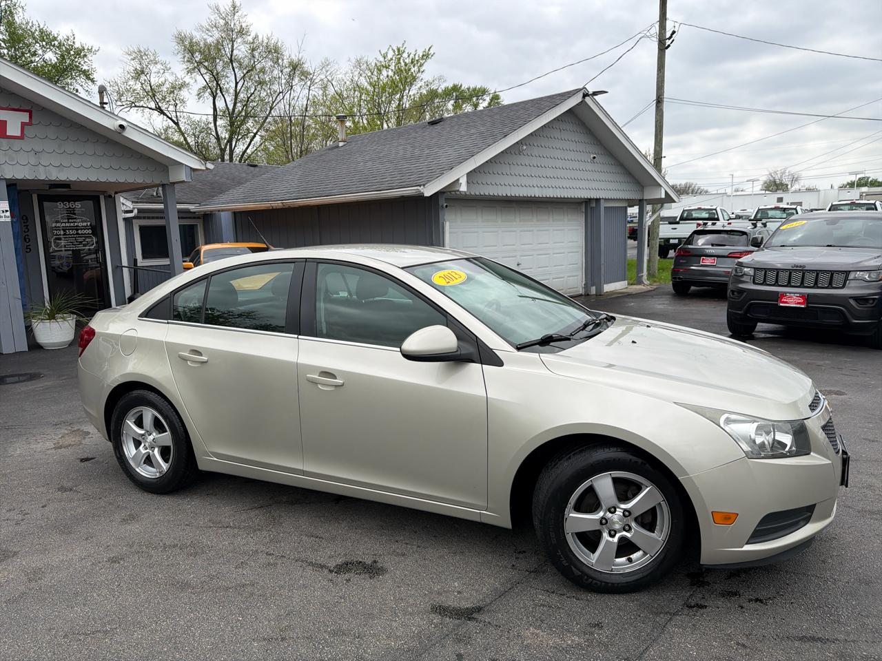 Chevrolet Cruze 4dr Sdn Auto 1LT 2013