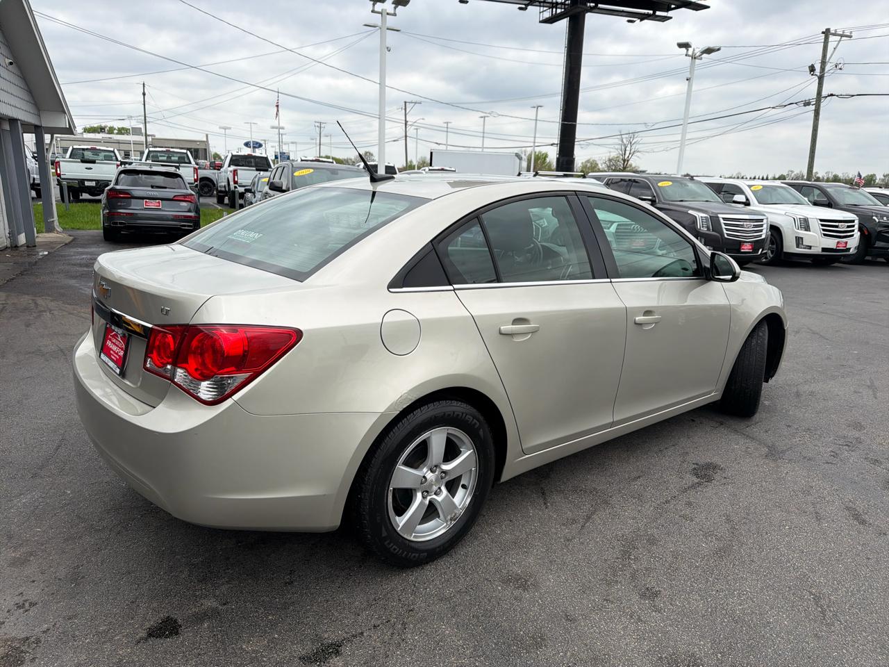 Chevrolet Cruze 4dr Sdn Auto 1LT 2013