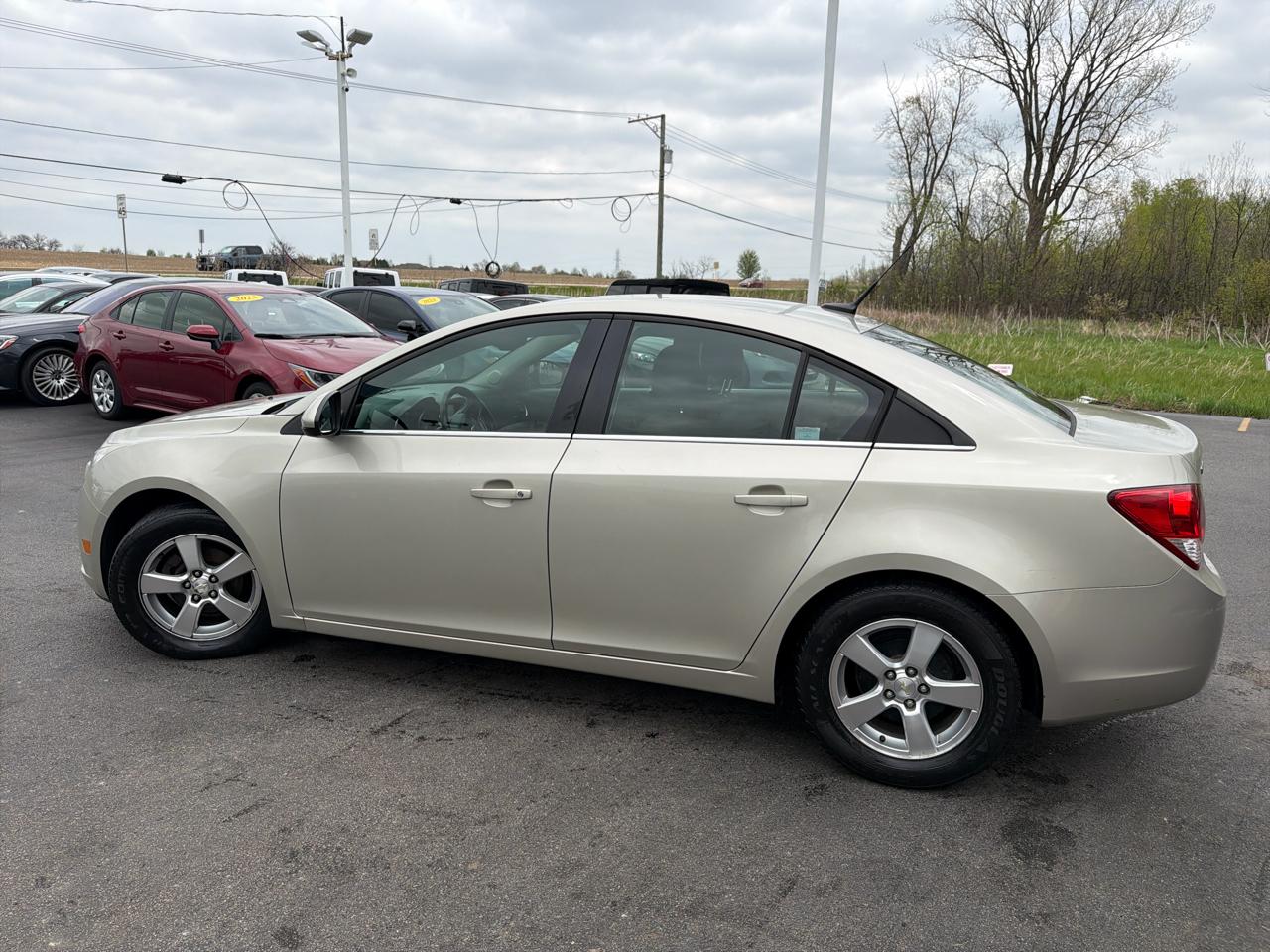 Chevrolet Cruze 4dr Sdn Auto 1LT 2013