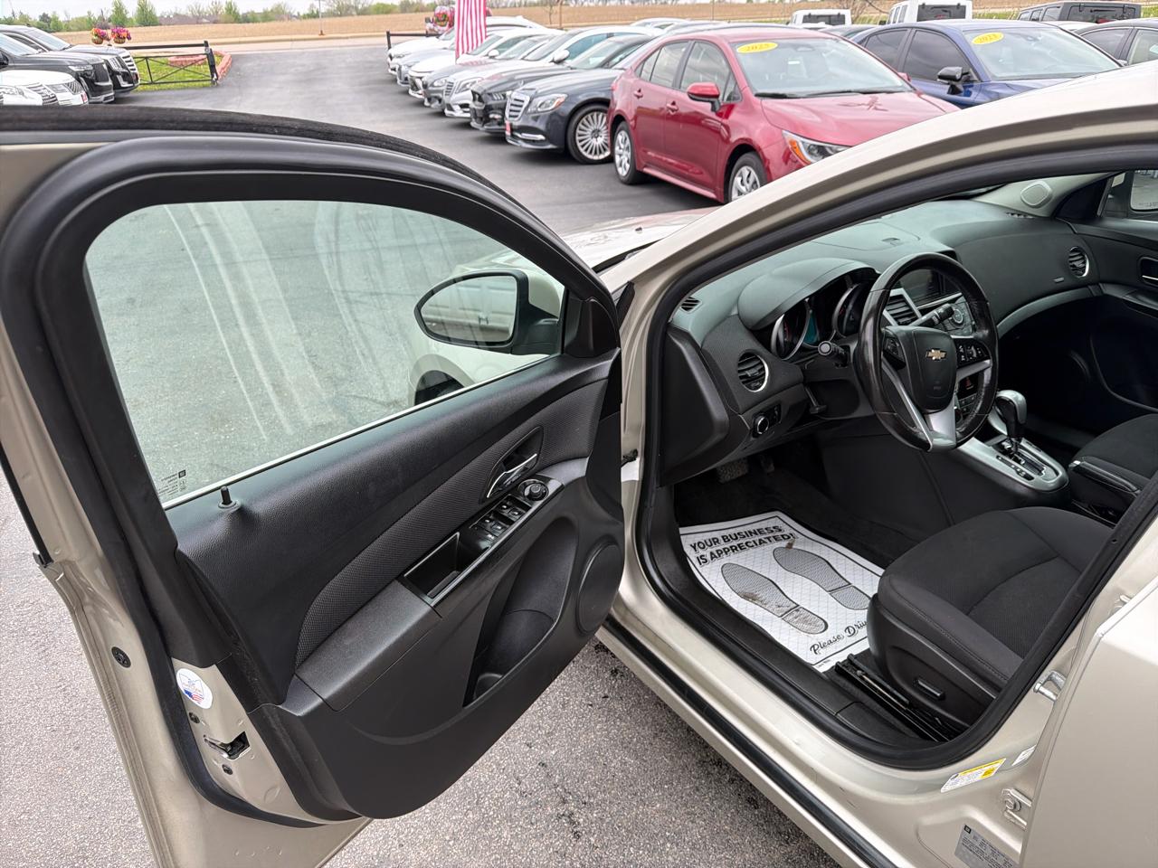 Chevrolet Cruze 4dr Sdn Auto 1LT 2013