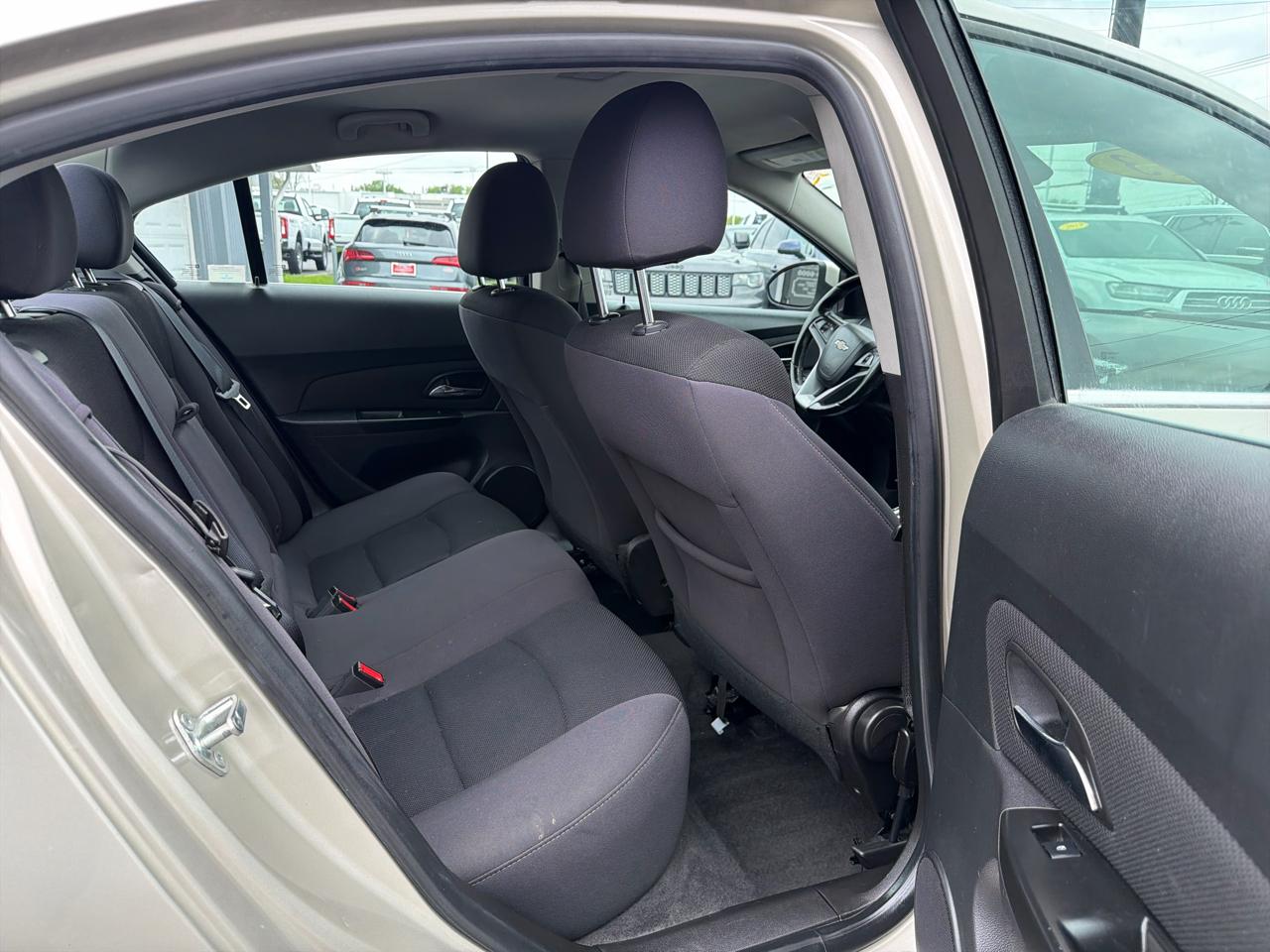 Chevrolet Cruze 4dr Sdn Auto 1LT 2013