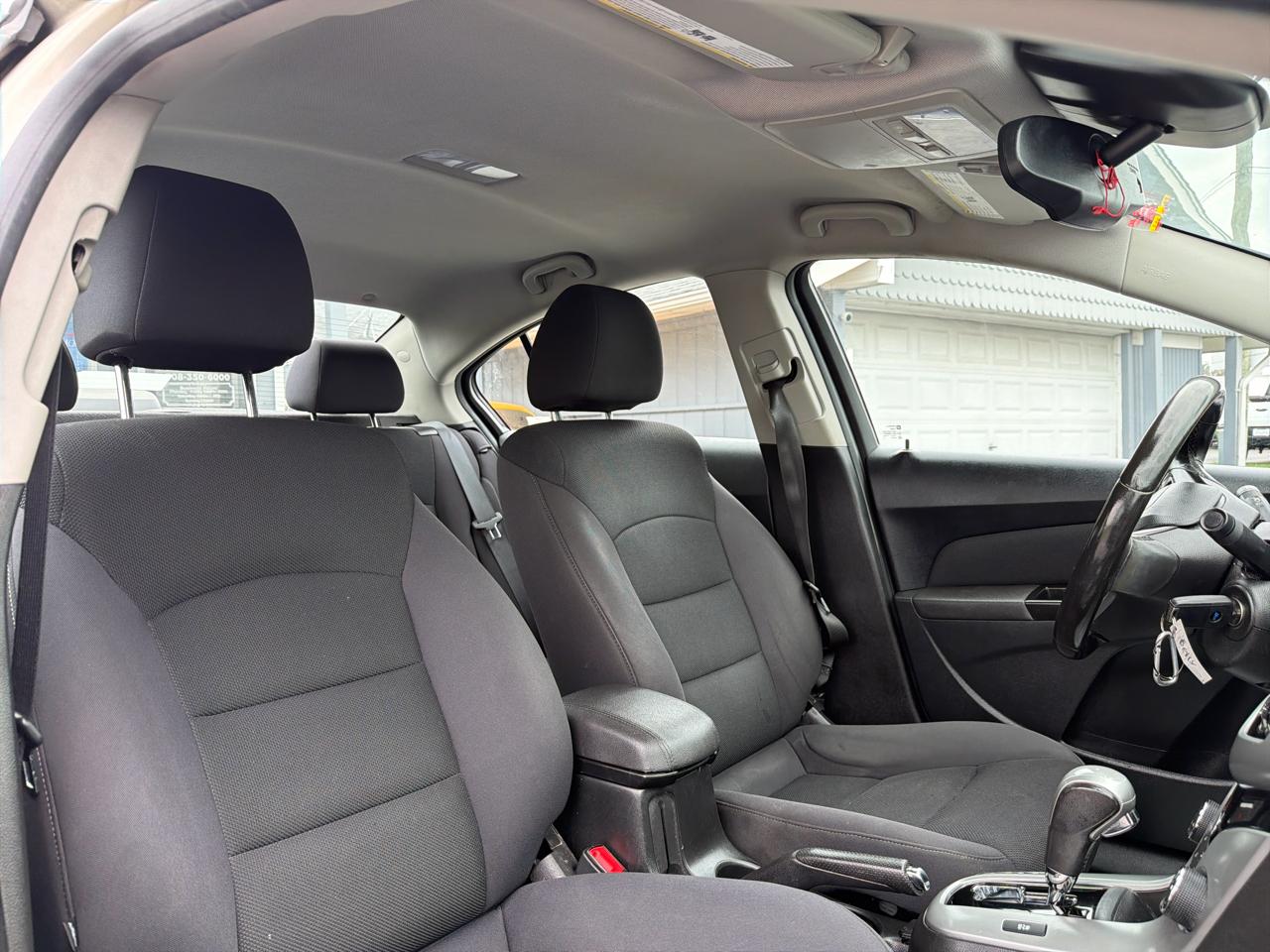 Chevrolet Cruze 4dr Sdn Auto 1LT 2013