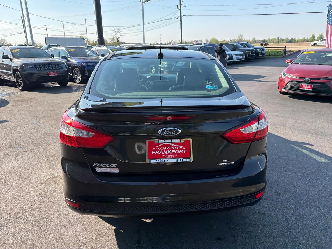 Ford Focus 4dr Sdn SE 2013