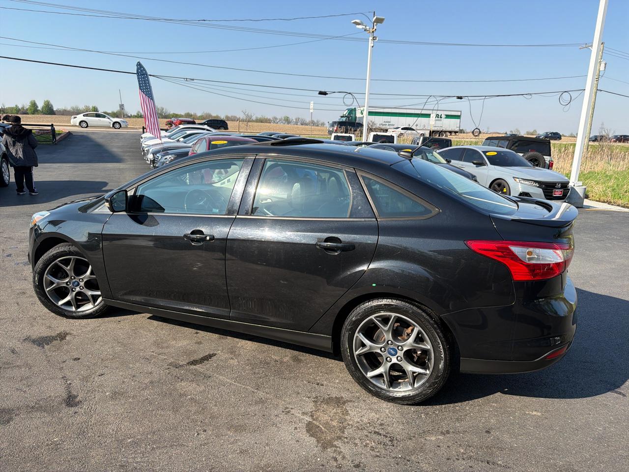 Ford Focus 4dr Sdn SE 2013