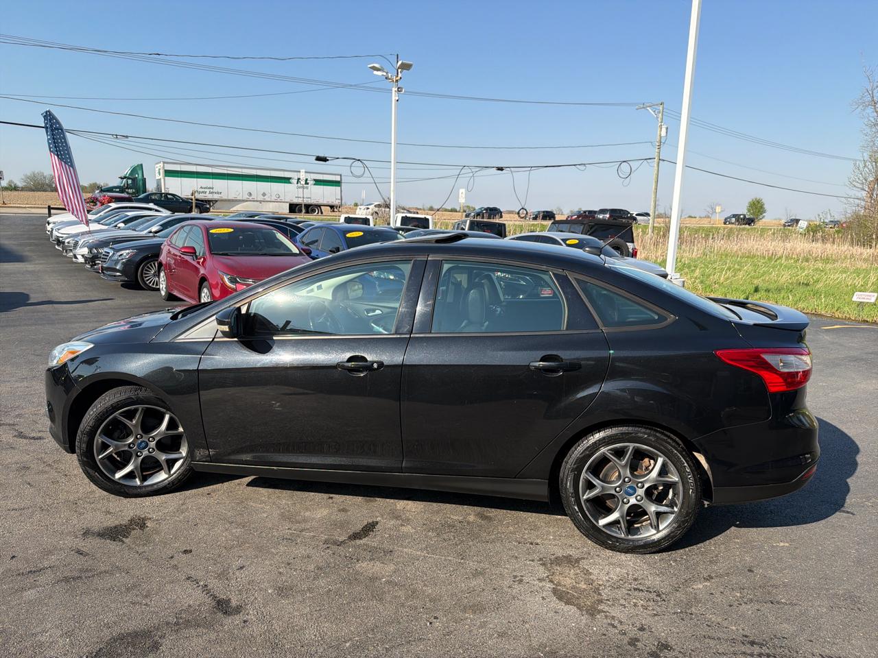 Ford Focus 4dr Sdn SE 2013