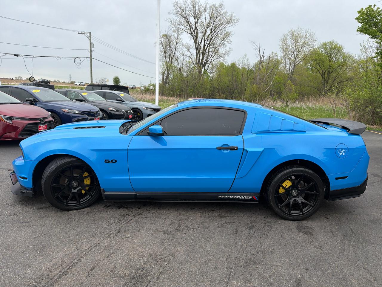 Ford Mustang 2dr Cpe GT 2010