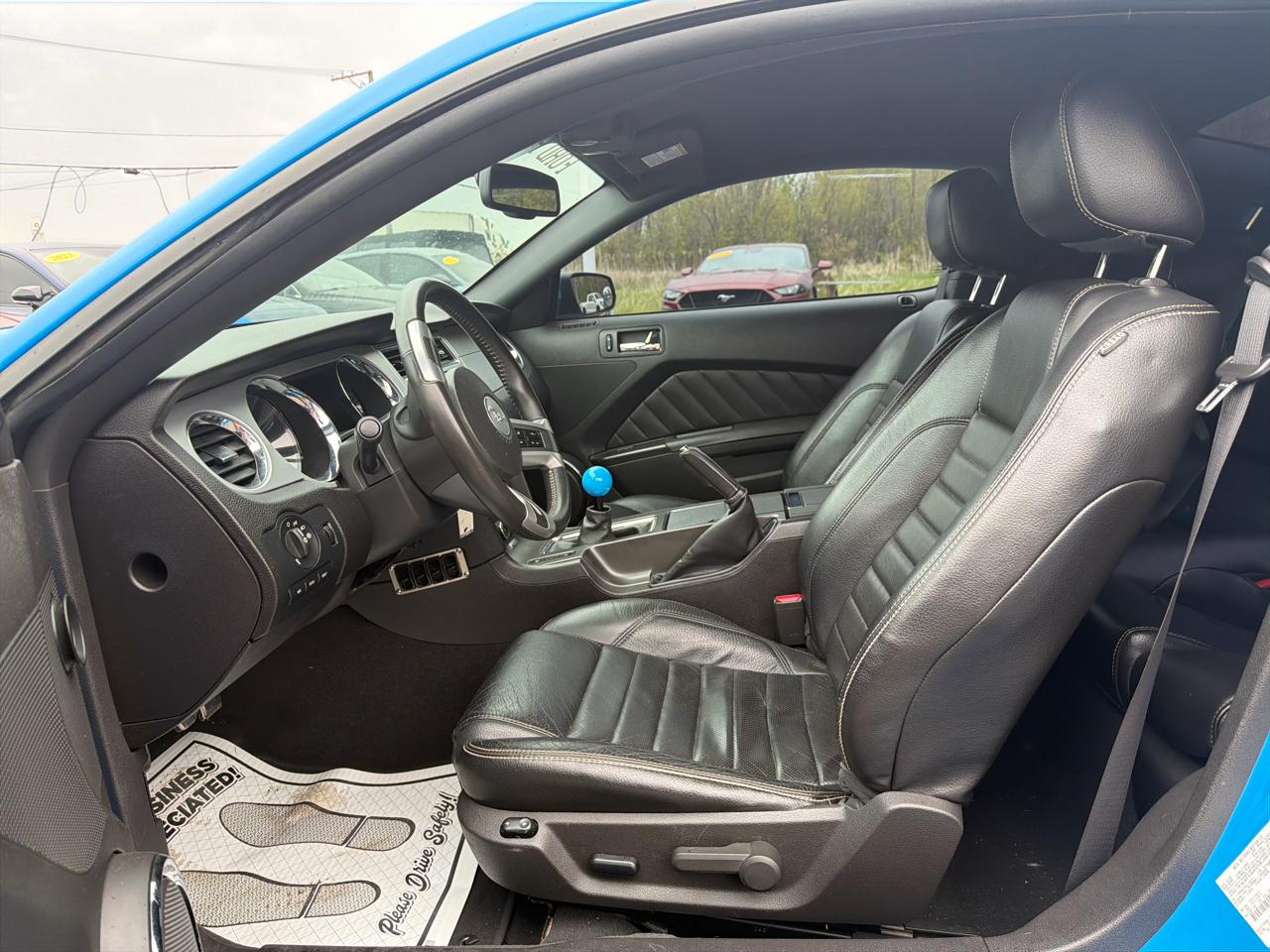 Ford Mustang 2dr Cpe GT 2010