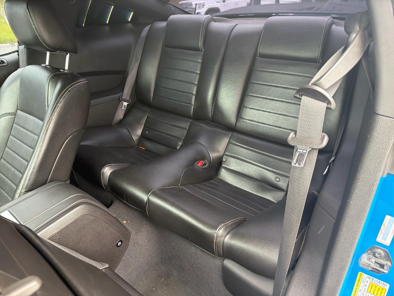 Ford Mustang 2dr Cpe GT 2010