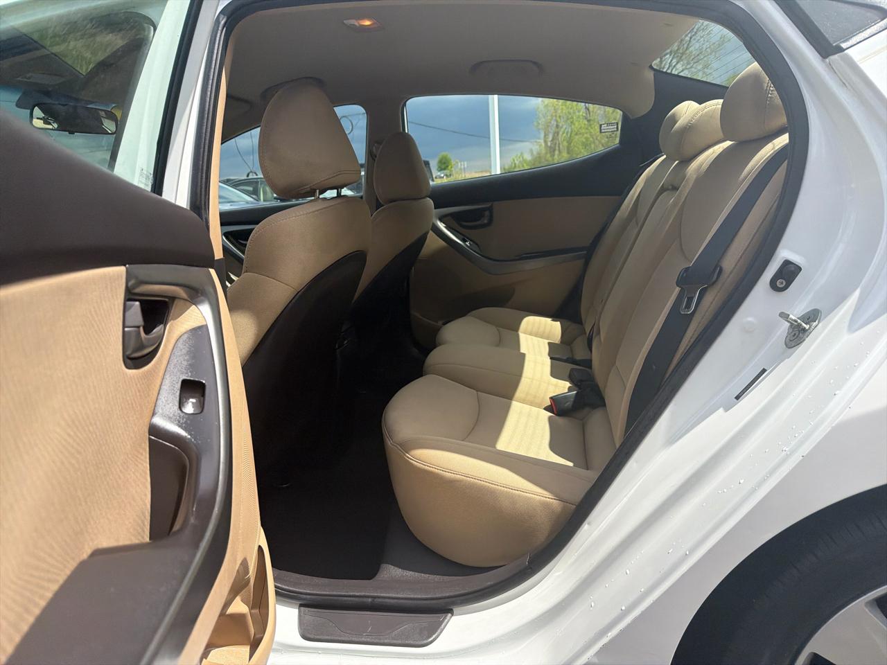 Hyundai Elantra 4dr Sdn Auto GLS (Alabama Plant) 2012