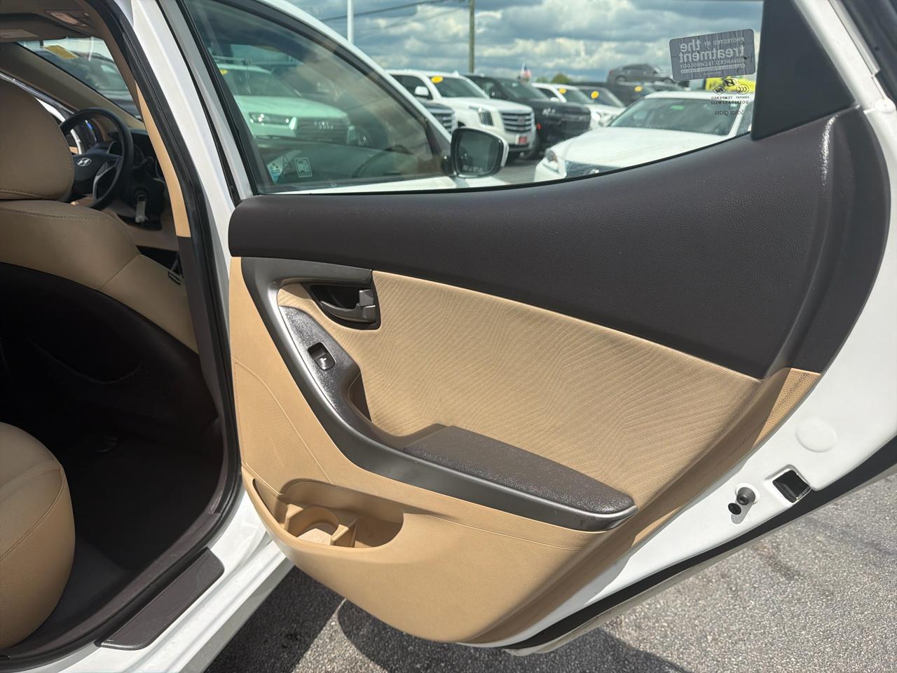 Hyundai Elantra 4dr Sdn Auto GLS (Alabama Plant) 2012