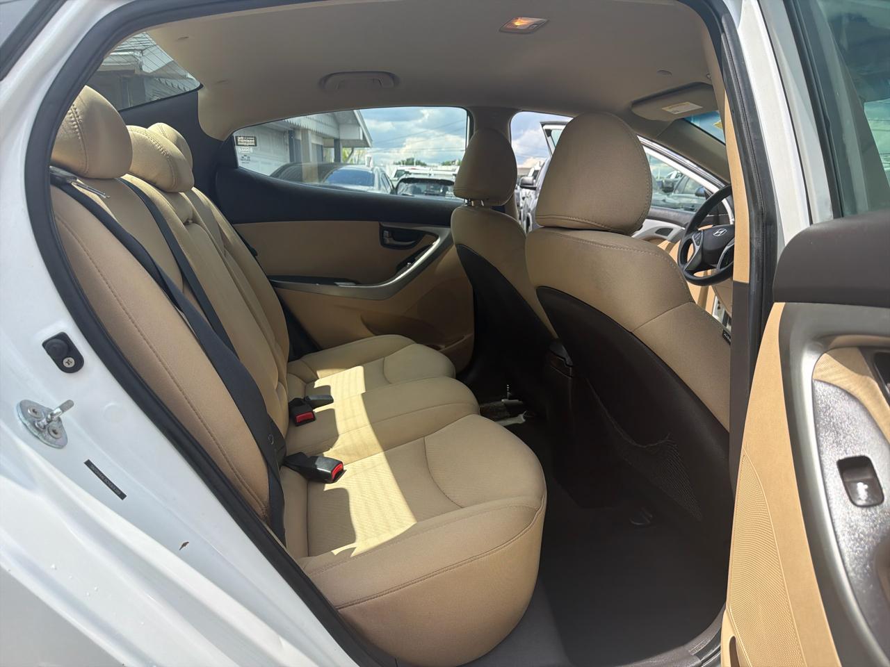 Hyundai Elantra 4dr Sdn Auto GLS (Alabama Plant) 2012