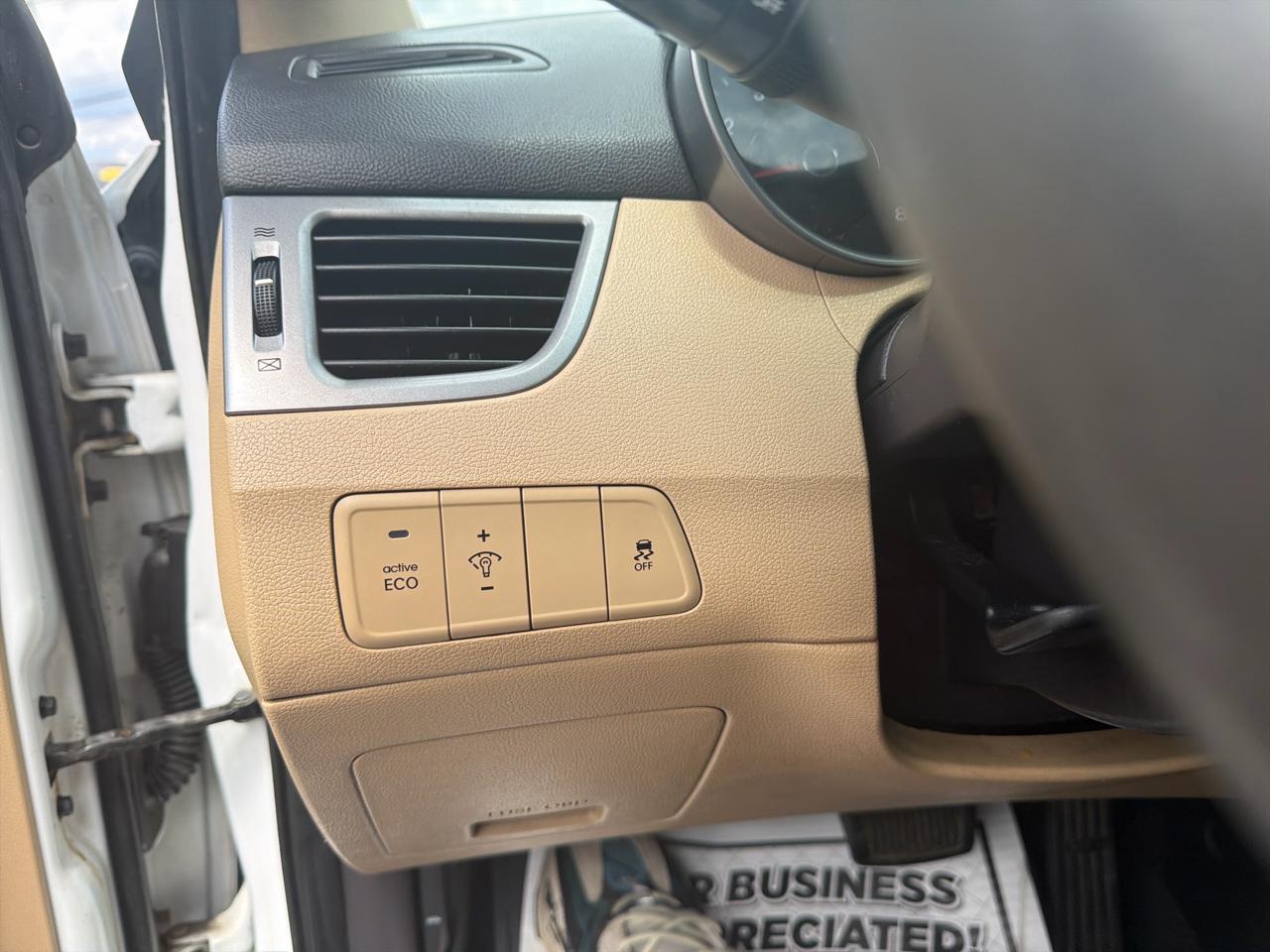 Hyundai Elantra 4dr Sdn Auto GLS (Alabama Plant) 2012