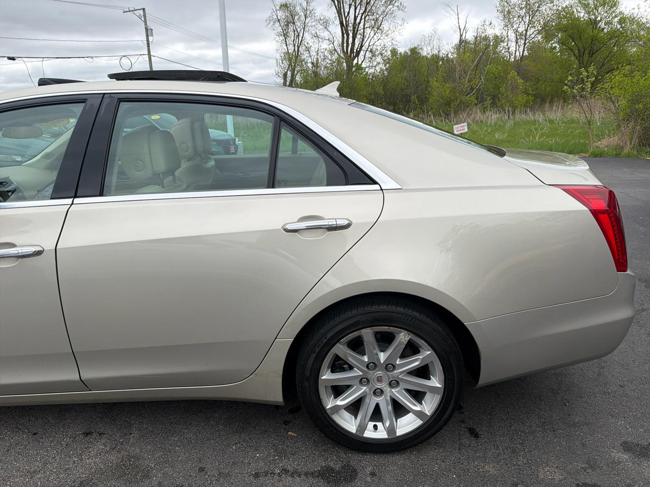 Cadillac CTS Sedan 4dr Sdn 2.0L Turbo Luxury AWD 2014