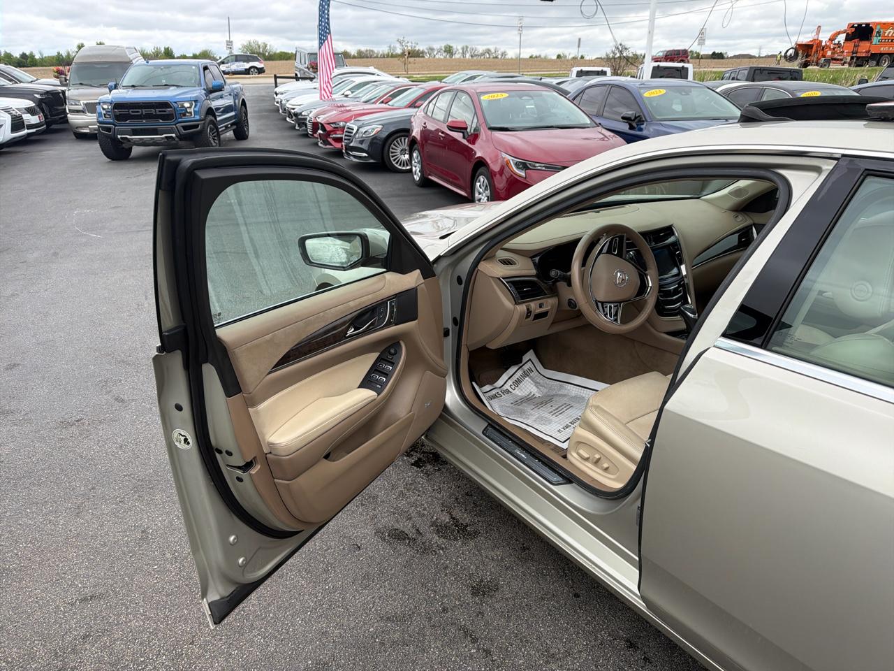 Cadillac CTS Sedan 4dr Sdn 2.0L Turbo Luxury AWD 2014