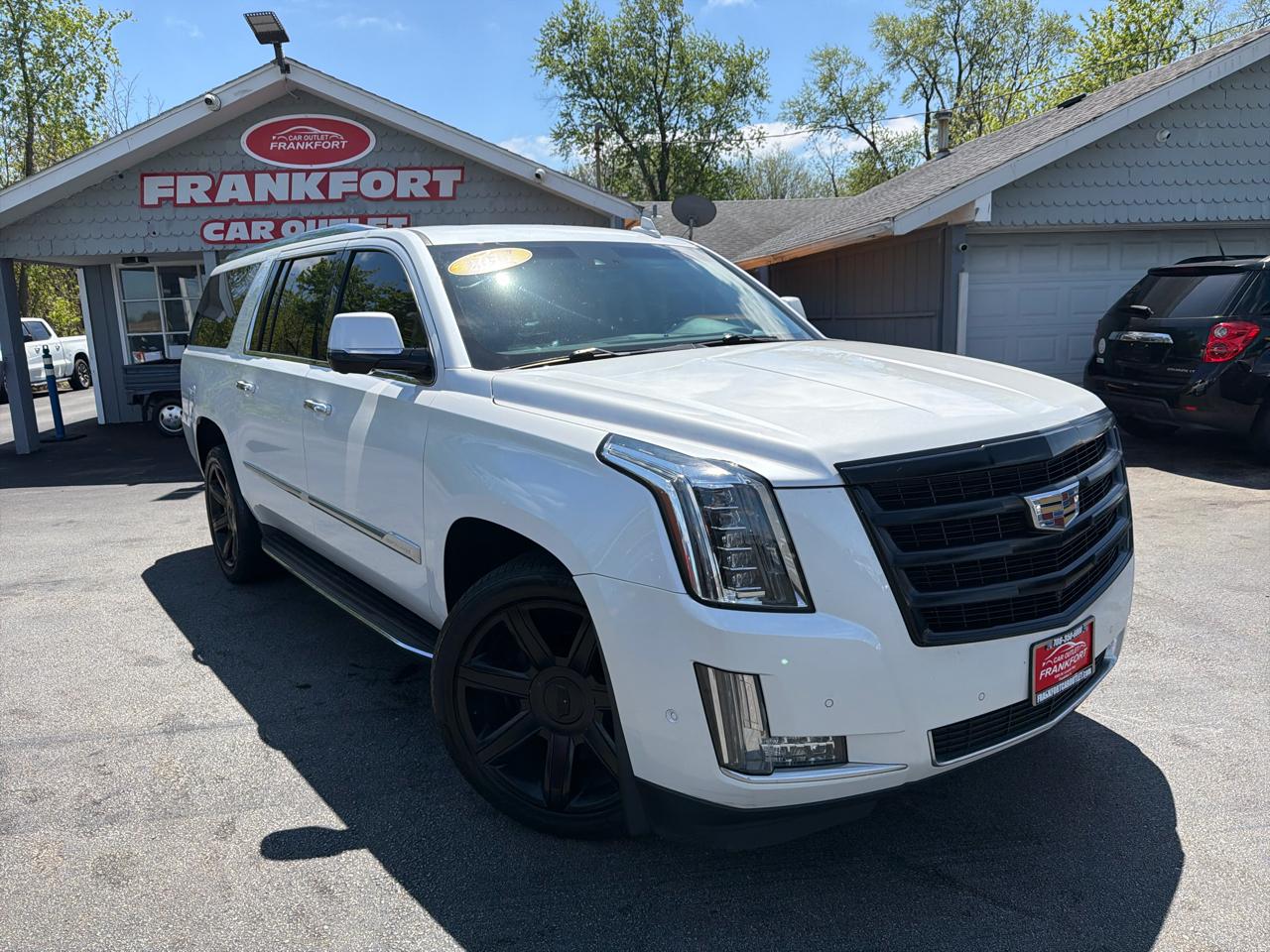 Cadillac Escalade ESV 4WD 4dr Luxury 2017