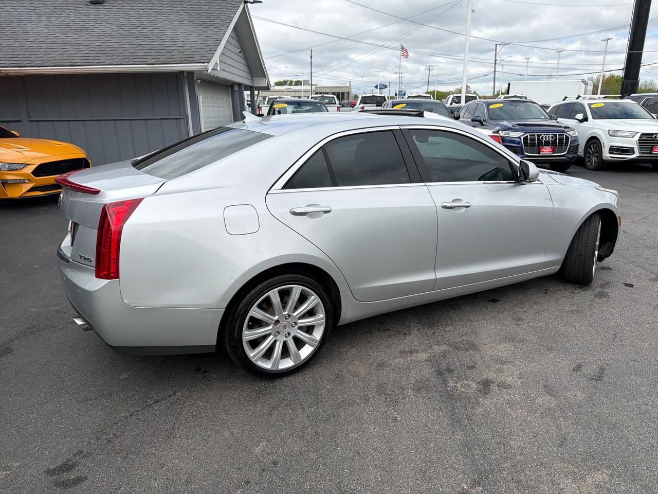 Cadillac ATS 4dr Sdn 2.0L Luxury AWD 2014