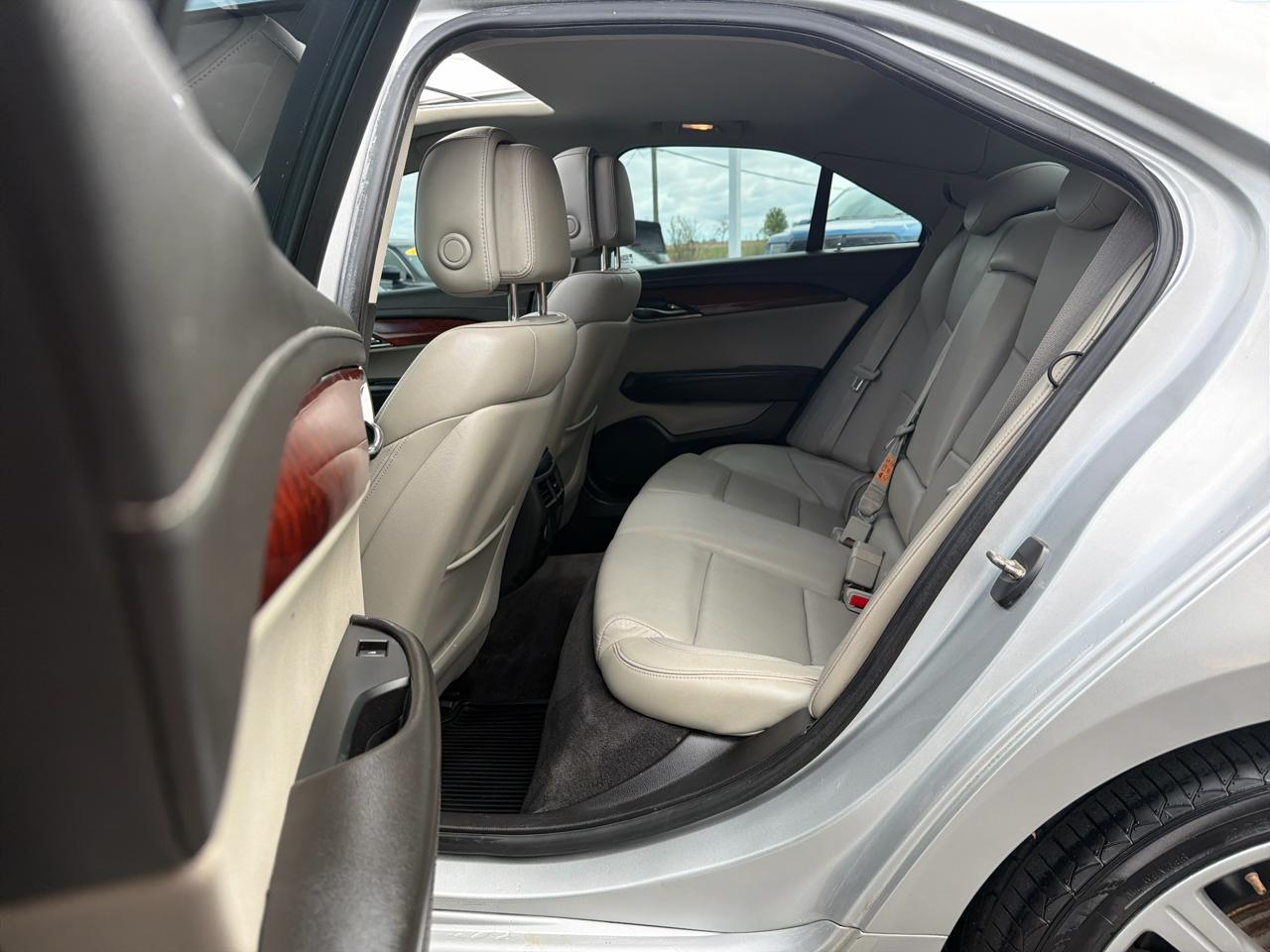 Cadillac ATS 4dr Sdn 2.0L Luxury AWD 2014