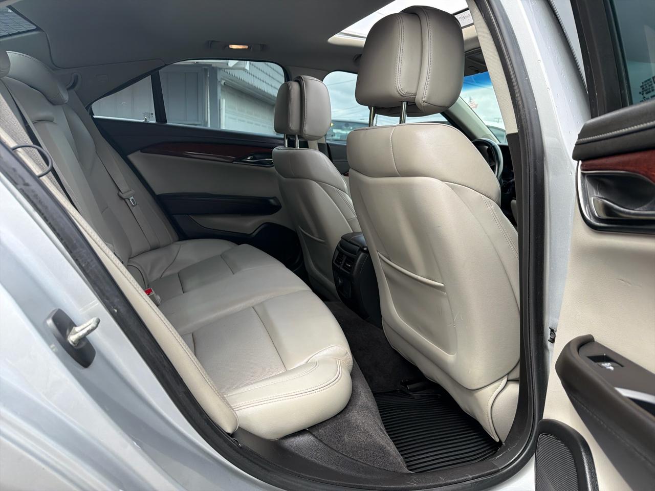 Cadillac ATS 4dr Sdn 2.0L Luxury AWD 2014