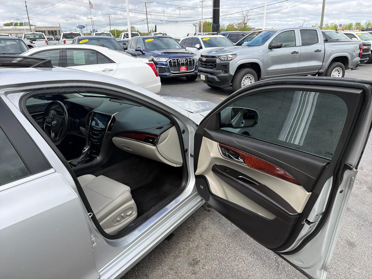 Cadillac ATS 4dr Sdn 2.0L Luxury AWD 2014