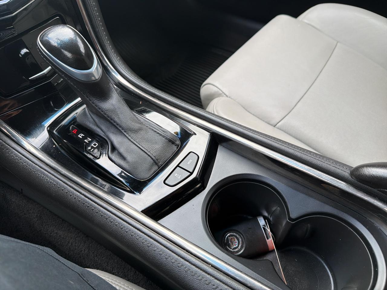 Cadillac ATS 4dr Sdn 2.0L Luxury AWD 2014